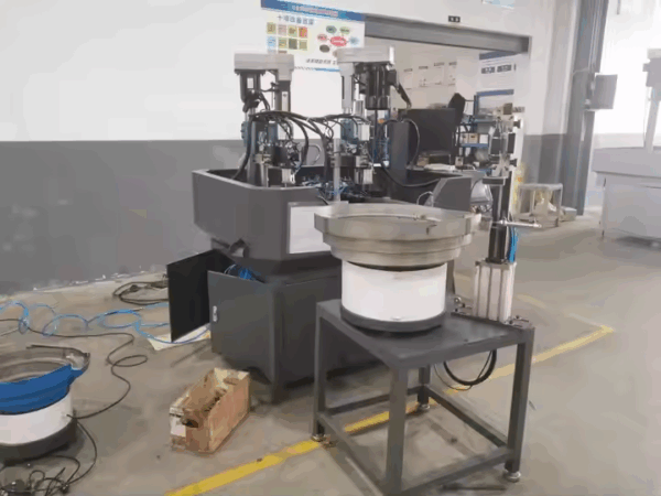 Slide Table Automatic Drilling Tapping Machine With Multi Spindle Head SCJSTD1 - Image 6