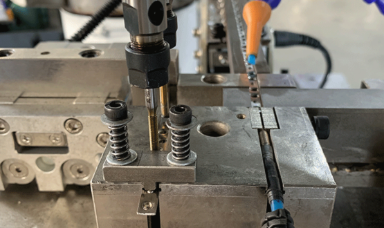 Dust-Proof T-Type CNC Machines