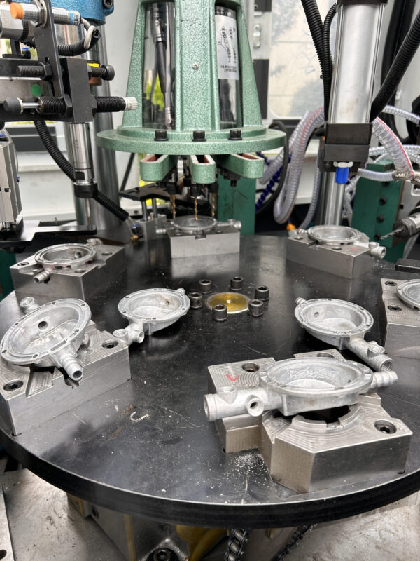 Automatic CNC 4 6 8 Station Rotary Turntable Drilling Tapping Machine for Gas Valve SCJNS5 - Image 6